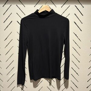 Ribbed long sleeve turtleneck